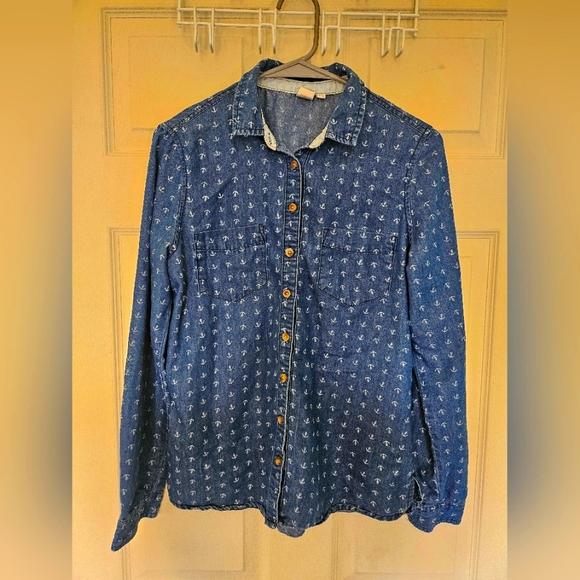 twik Tops - ⚓️ Nautical Anchor Shirt - M